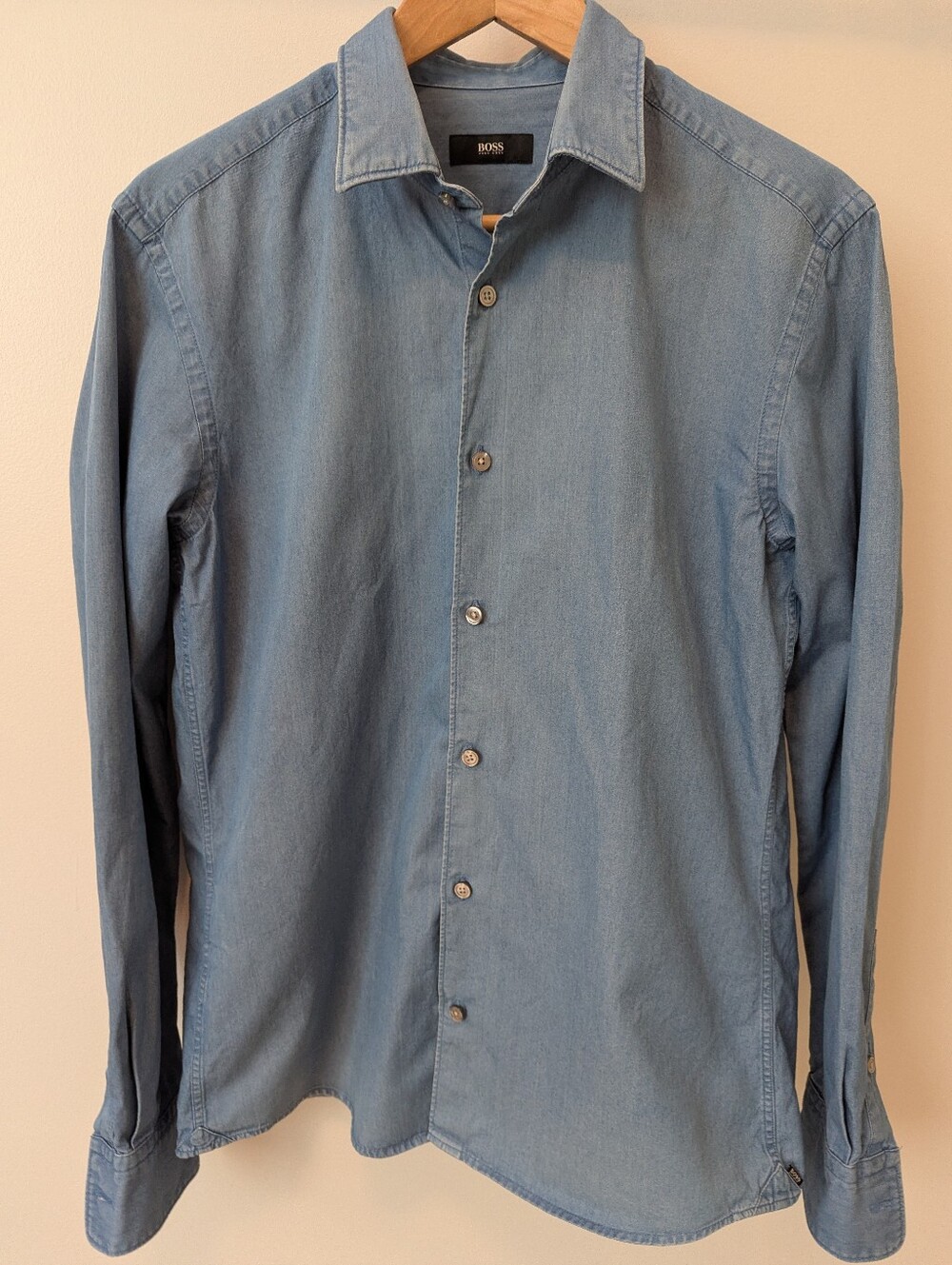BOSS Men's Light Blue Denim-Style Button Down Shirt